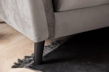 Trend 3-sits Rektangulär Sammetssoffa med Svängda Armstöd - Taupe - Möbler - Soffa - Sammetssoffa