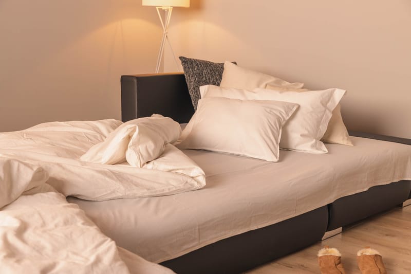 Cillo 2-sits Bäddsoffa - Svart/Grå - Möbler - Soffa - Skinnsoffor