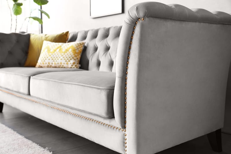Soffa chesterfield 3-sits grå - Henry - Grå sammet - Möbler - Soffa - Chesterfield soffa