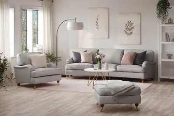 Howard Lyx Soffgrupp 4-sits Svängd Soffa + Fåtölj + Fotpall i Tyg - Ljusgrå - Möbler - Soffa - Soffgrupp - Howard soffgrupp