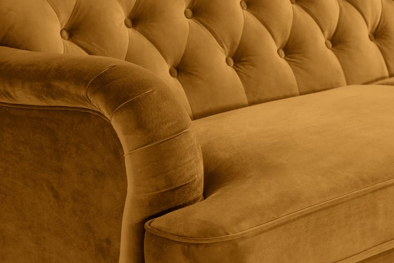 Howard Riviera Soffgrupp 3-sits + 2-sits Soffa + Fåtölj + Fotpall i Sammet - Mörkgul - Möbler - Soffa - Soffgrupp - Howard soffgrupp