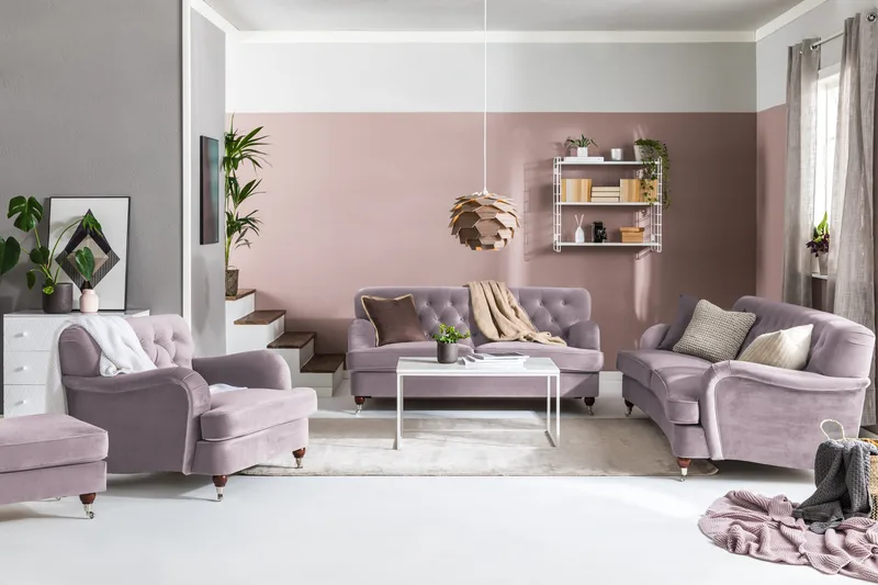 Howard Riviera Soffgrupp Svängd 3-sits + 2-sits Soffa + Fåtölj + Fotpall i Sammet - Lila - Möbler - Soffa - Soffgrupp - Howard soffgrupp