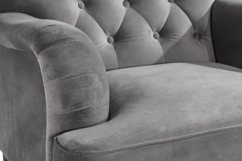 Howard Riviera Soffgrupp Svängd 3-sits + 2-sits Soffa + Fåtölj + Fotpall i Sammet - Ljusgrå - Möbler - Soffa - Soffgrupp - Howard soffgrupp