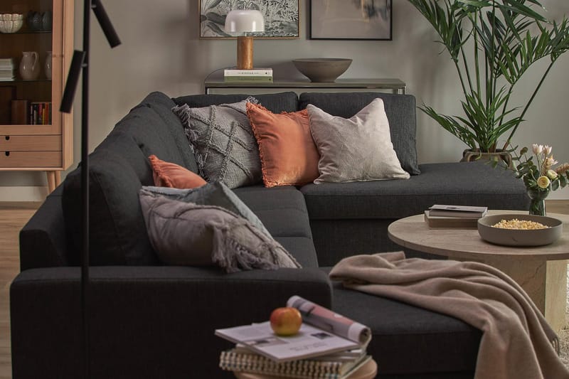 Crazy 5-sits Högervänd U-formad X-Large Soffa med Divan och Schäslong i Tyg - Antracit - Möbler - Soffa - U-soffa