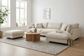 Valencia Soffgrupp Extra Djup 4-sits Schäslong Höger + Fotpall - Beige - Möbler - Soffa - Soffgrupp