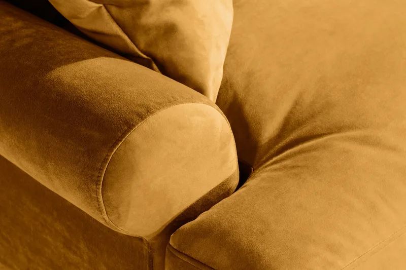 Andrew Loveseat Sammet - Amber/Krom - Möbler - Stolar & fåtöljer - Fåtölj