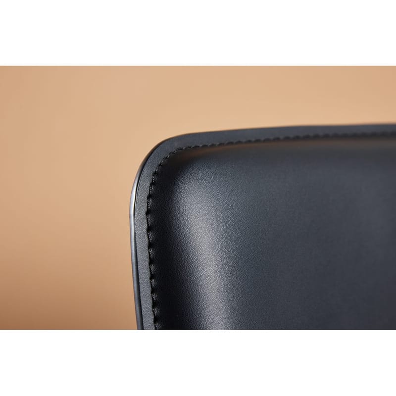 Fåtölj Bjäre - Svart - Möbler - Stolar & fåtöljer - Fåtölj