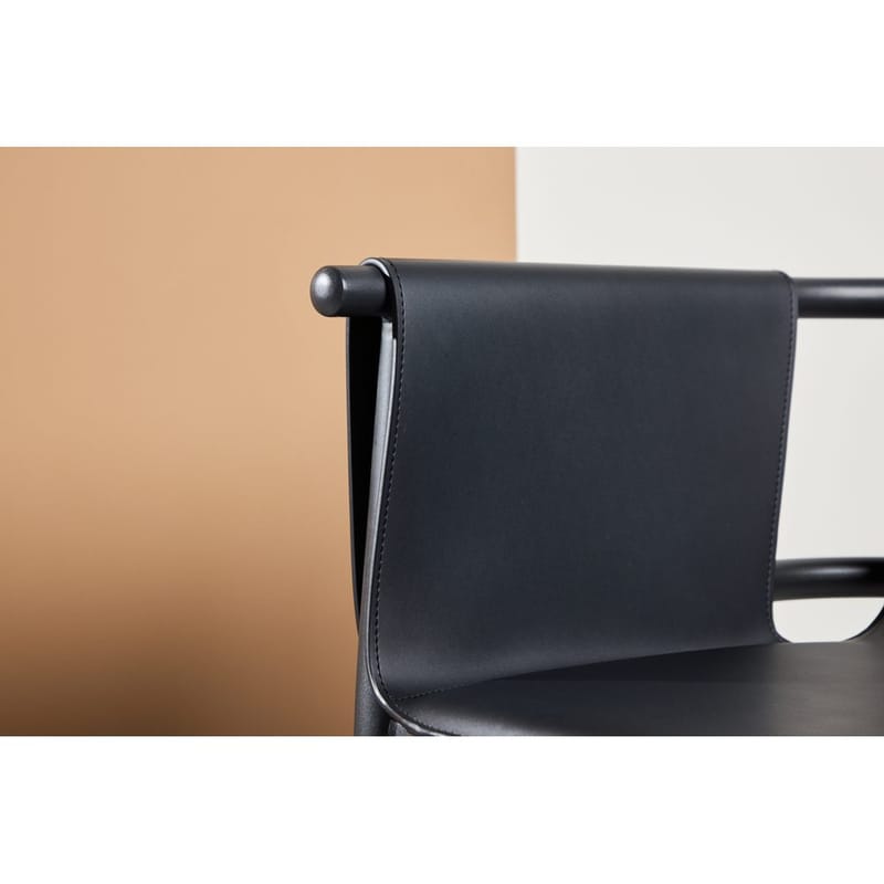 Fåtölj Bjäre - Svart - Möbler - Stolar & fåtöljer - Fåtölj