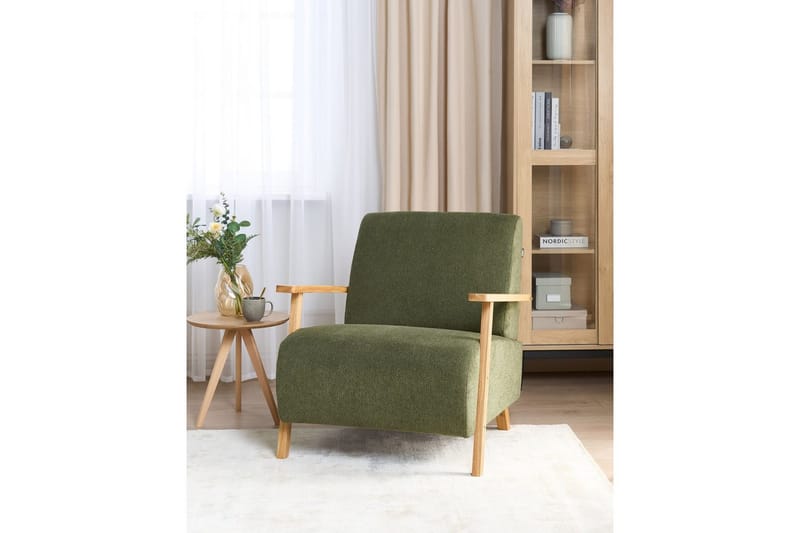 Fåtölj Lesja - Grönt, ljust trä/Polyester - Möbler - Stolar & fåtöljer - Fåtölj