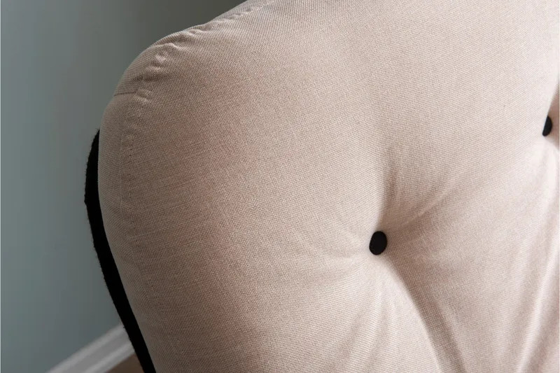 Kingaroy Bäddfåtölj - Cream - Möbler - Stolar & fåtöljer - Fåtölj - Bäddfåtölj