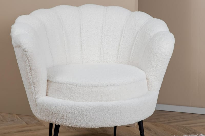Calais Single chair - Vit - Möbler - Stolar & fåtöljer - Fåtölj
