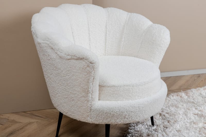 Calais Single chair - Vit - Möbler - Stolar & fåtöljer - Fåtölj