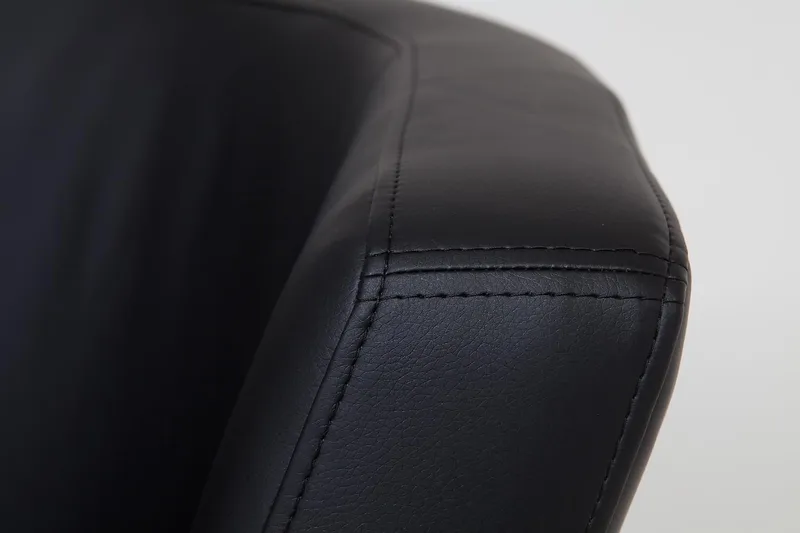 Vegas Clubfåtölj Konstläder - Svart - Möbler - Stolar & fåtöljer - Fåtölj - Clubfåtölj