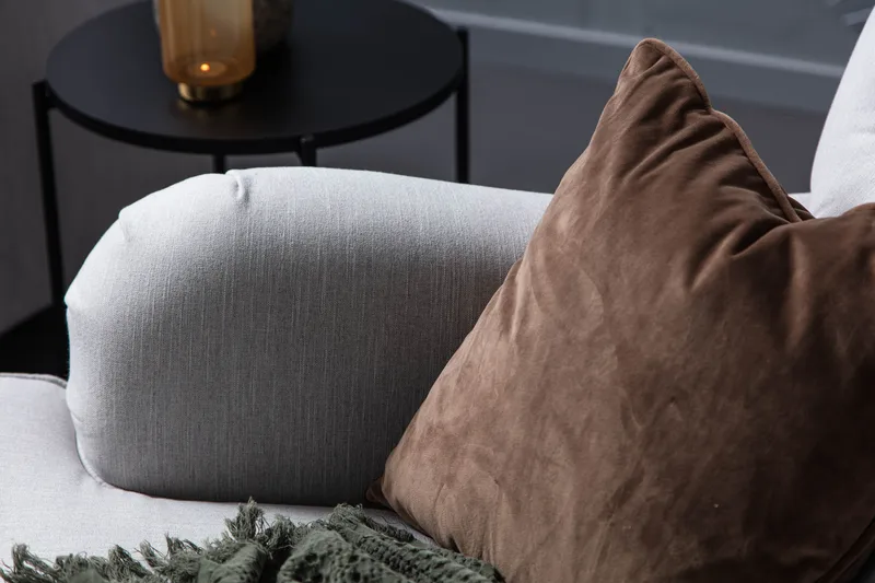 Howard Riviera Fåtölj med Fotpall - Linnegrå - Möbler - Stolar & fåtöljer - Fåtölj - Howard fåtölj