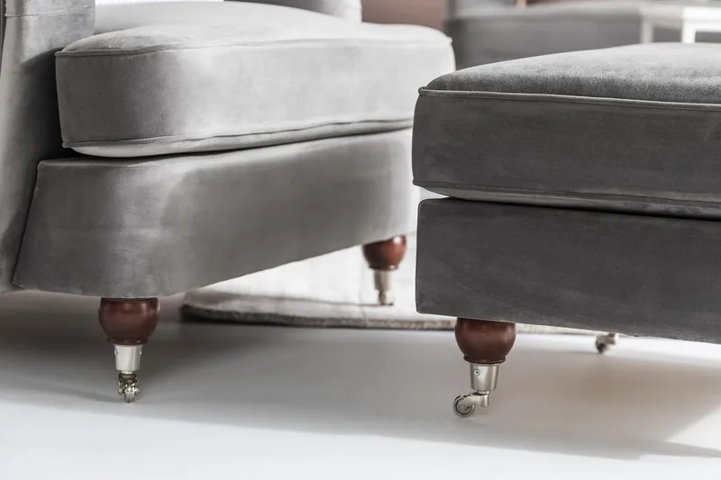 Howard Riviera Fåtölj med Fotpall - Silvergrå - Möbler - Stolar & fåtöljer - Fåtölj - Howard fåtölj