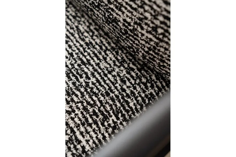 Illen Öronlappsfåtölj - Svart/Vit - Möbler - Stolar & fåtöljer - Fåtölj - Öronlappsfåtölj