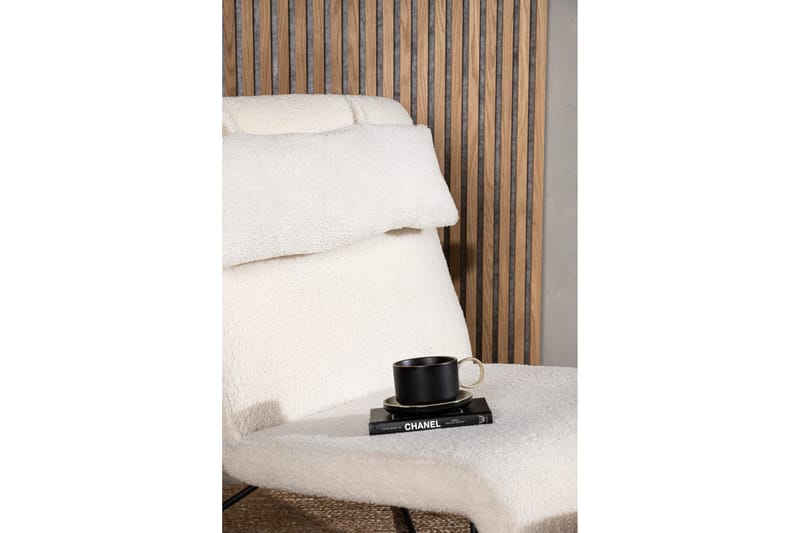 Laconia Fåtölj - Vit - Möbler - Stolar & fåtöljer - Fåtölj - Fåtölj utan armstöd