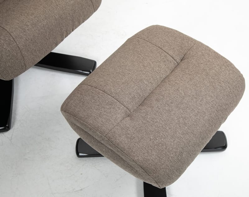 Oslo reclinerfåtölj med pall i mörkbeige tyg - Mörkbeige - Möbler - Stolar & fåtöljer - Fåtölj - Fåtölj med fotpall