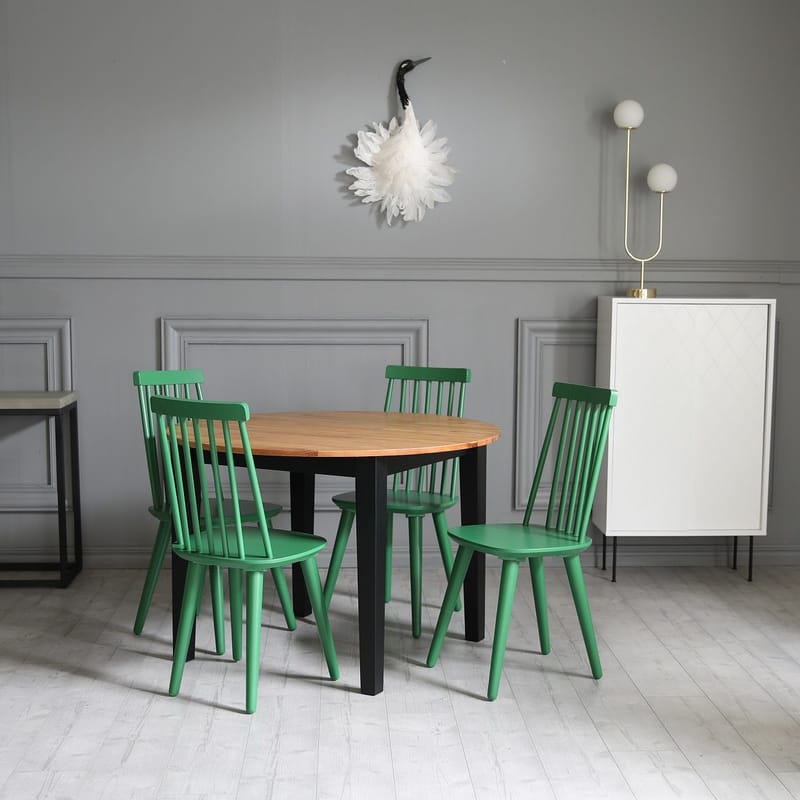 Grön pinnstol färgkod RAL6001 - Grön RAL6001 - Möbler - Stolar & fåtöljer - Matstol & köksstol