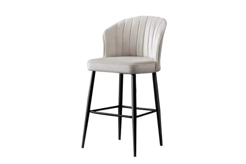 Halie Barstol, undefined