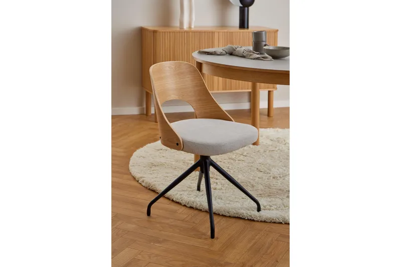 Hellerik Matstol - Beige - Möbler - Stolar & fåtöljer - Matstol & köksstol