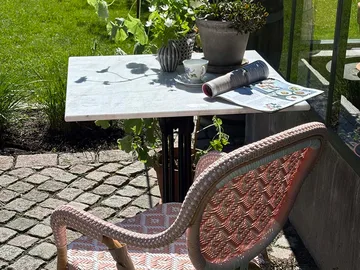 Hillerstorp Holmenäs Cafestol 2-pack - Rosa - Möbler - Stolar & fåtöljer - Karmstol