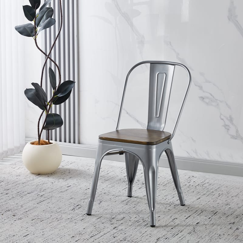 Iris matstol i metall med träsits - Möbler - Stolar & fåtöljer - Matstol & köksstol