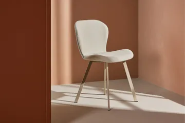 Lilja Matstol i Tyg med Metallben - Beige - Möbler - Stolar & fåtöljer - Matstol & köksstol