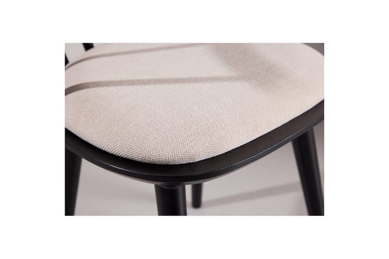 Matstol Bobby - Svart - Möbler - Stolar & fåtöljer - Pinnstol