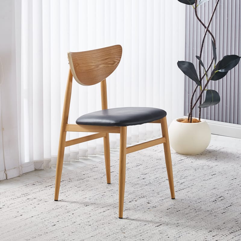 Matstol Ludvig - Ek med svart PU sits - svart - Möbler - Stolar & fåtöljer - Matstol & köksstol