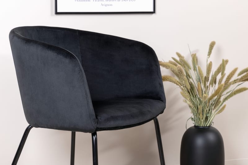 Berit Karmstol med Armstöd - Sammet/Svart - Möbler - Stolar & fåtöljer - Matstol & köksstol