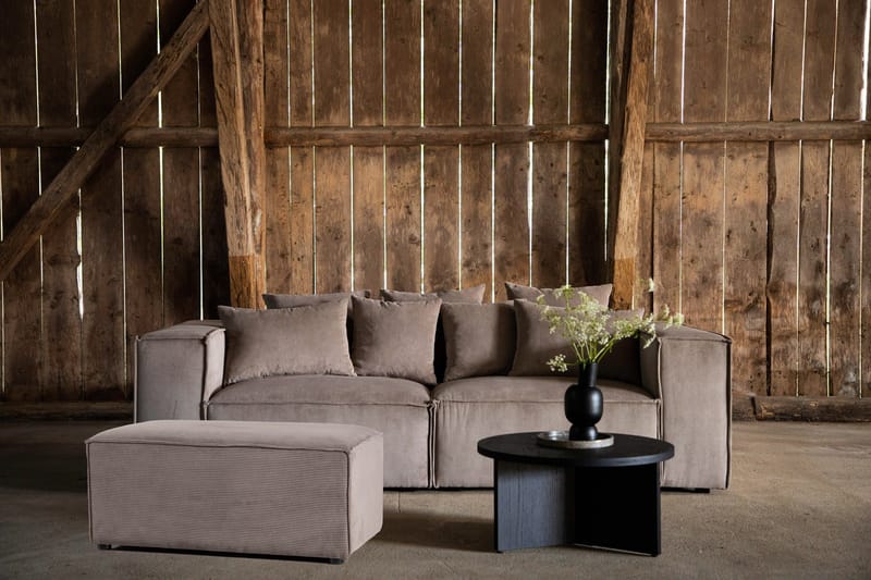 Gillholmen Fotpall - Brun - Möbler - Stolar & fåtöljer - Pall & puff - Fotpall