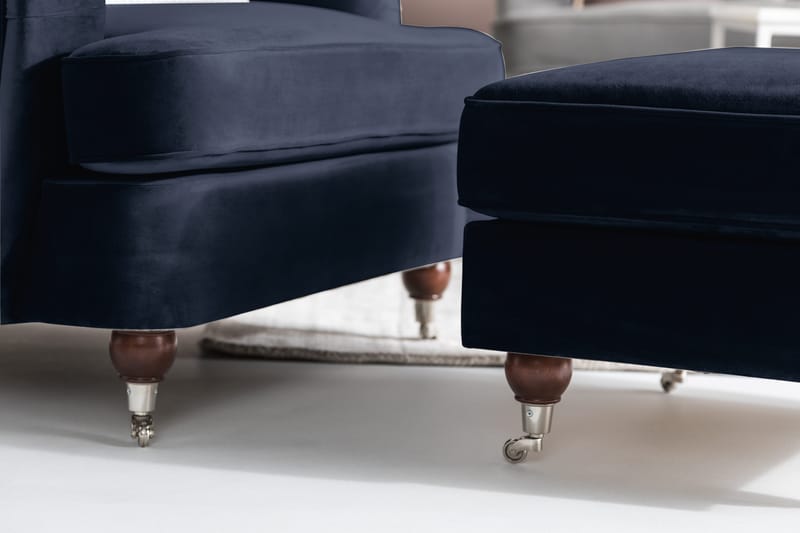 Howard Riviera Fotpall Sammet - Midnattsblå - Möbler - Stolar & fåtöljer - Pall & puff - Fotpall