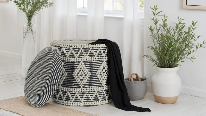 Ivoino Pall 40 cm - Svart/Vit - Möbler - Stolar & fåtöljer - Pall & puff - Fotpall - Fotpall med förvaring