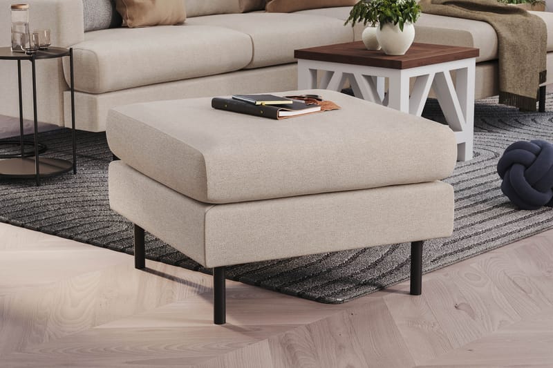 Menard Compact Fotpall 68 cm - Beige - Möbler - Stolar & fåtöljer - Pall & puff - Fotpall