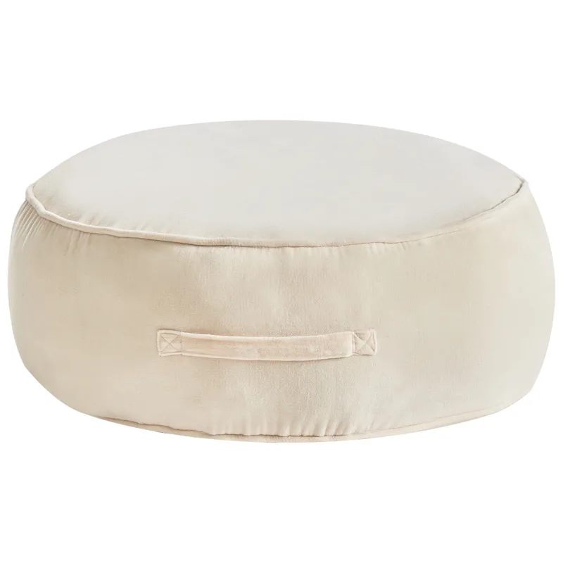Puff Yulle, Ljusbeige