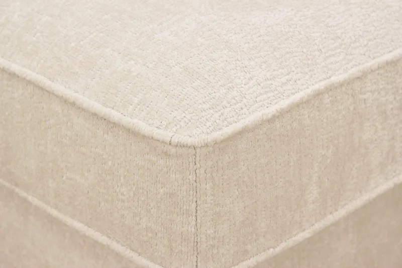 Rossita Fotpall i chenille - Beige - Möbler - Stolar & fåtöljer - Pall & puff - Fotpall