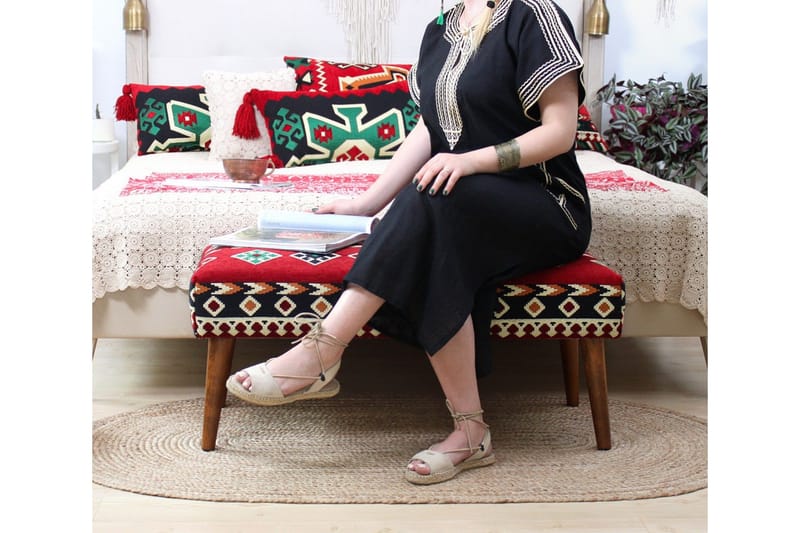 Crossett Sittpuff 91 cm - Röd - Möbler - Stolar & fåtöljer - Pall & puff - Sittpuff