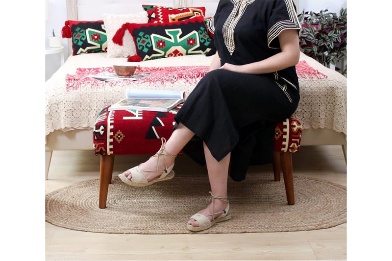 Crossett Sittpuff 91 cm - Röd/Vit - Möbler - Stolar & fåtöljer - Pall & puff - Sittpuff