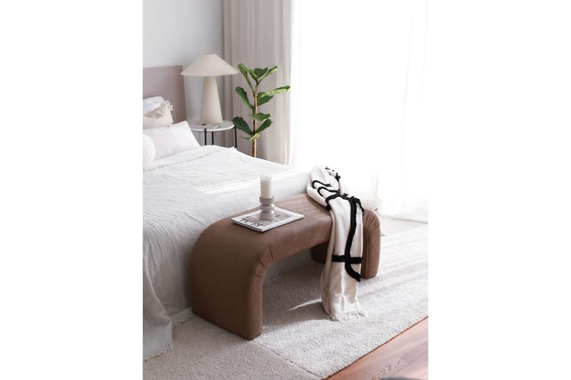 Manav Sittpuff 106 cm - Brun - Möbler - Stolar & fåtöljer - Pall & puff - Sittpuff