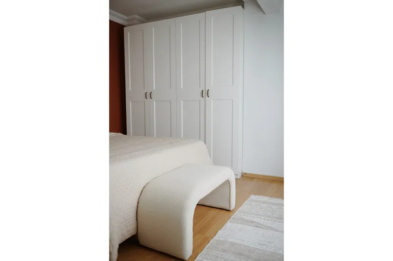 Manav Sittpuff 106 cm - Vit - Möbler - Stolar & fåtöljer - Pall & puff - Sittpuff