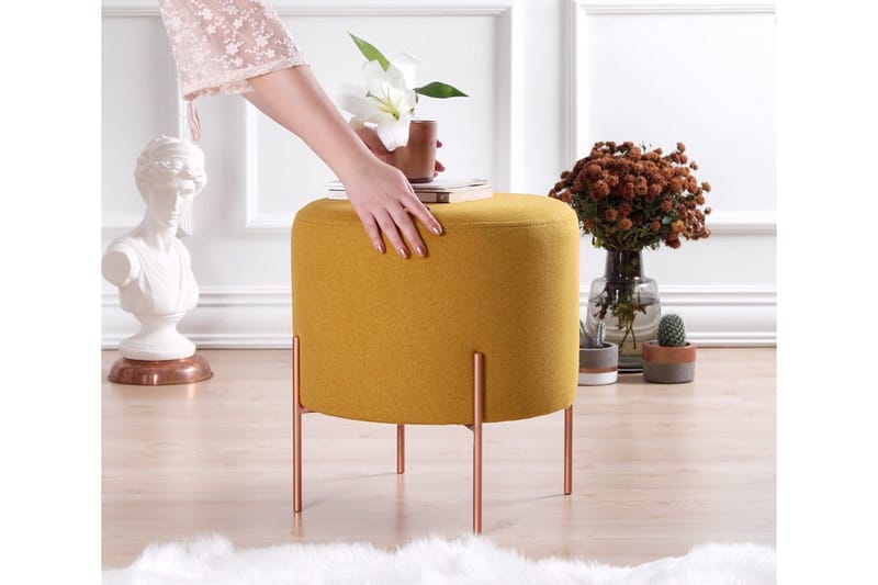 Yellowknife Sittpuff 40 cm - Senapsgul - Möbler - Stolar & fåtöljer - Pall & puff - Sittpuff