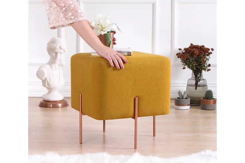 Yellowknife Sittpuff 40 cm - Senapsgul - Möbler - Stolar & fåtöljer - Pall & puff - Sittpuff