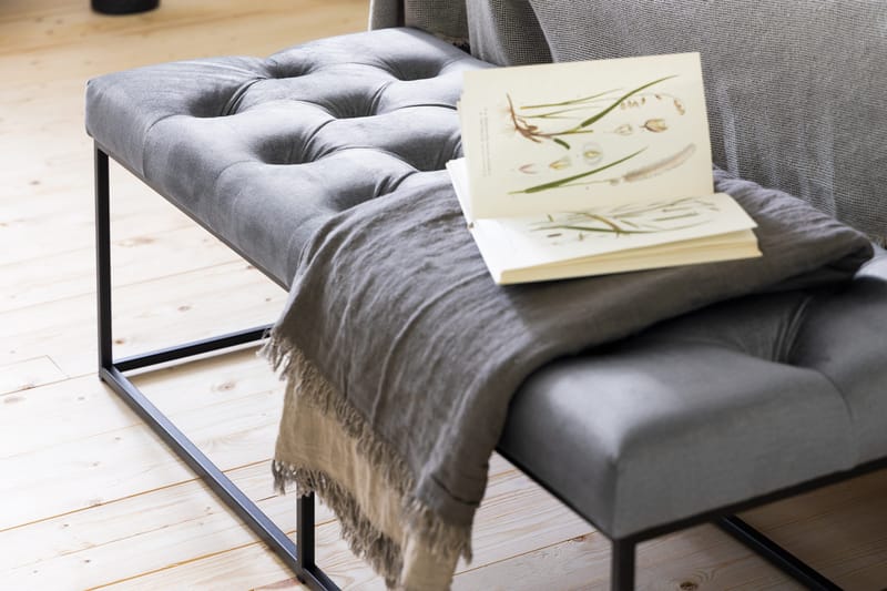 Ella Sittbänk 120cm Djuphäftad - Grå/Sammet - Möbler - Stolar & fåtöljer - Sittbänk - Hallbänk