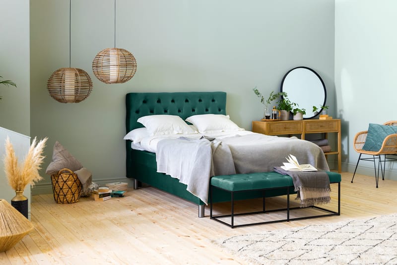 Ella Sittbänk 120cm Djuphäftad - Grön/Sammet - Möbler - Stolar & fåtöljer - Sittbänk - Hallbänk