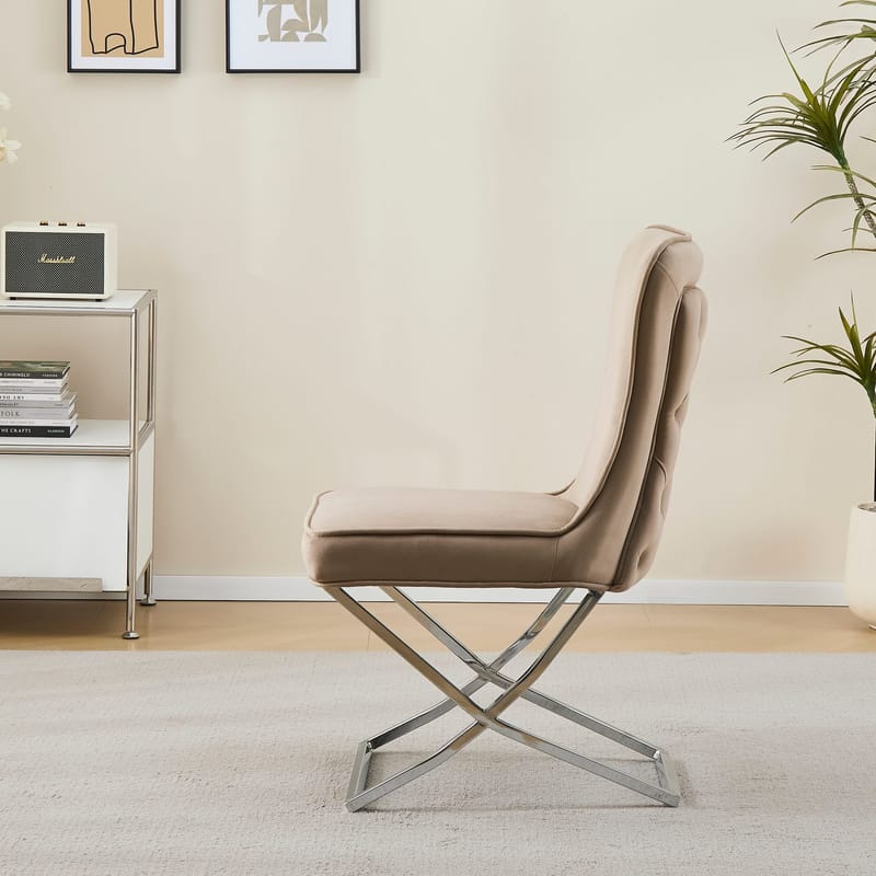 Stol med kromade ben - beige sammet - Luxury - Beige sammet med kromat underrede - Möbler - Stolar & fåtöljer - Matstol & köksstol