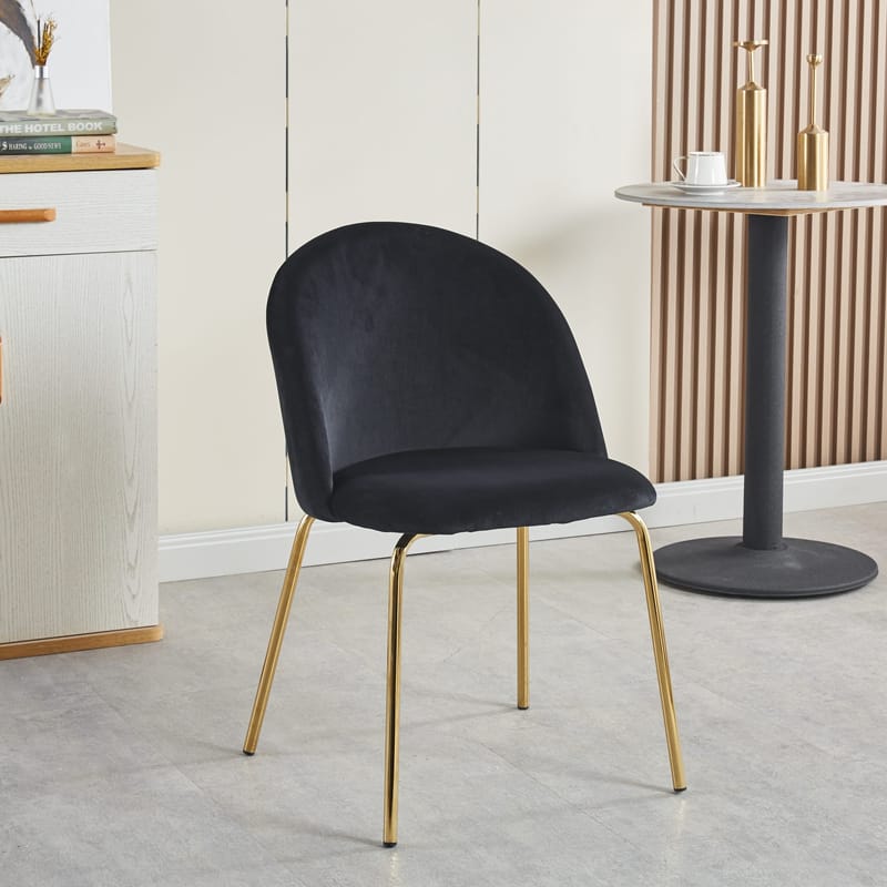 Stol svart sammet med ben i mässing - Giovani - Svart - Möbler - Stolar & fåtöljer - Matstol & köksstol
