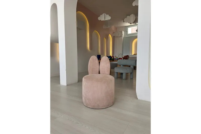 Tavsan Fåtölj, Rosa