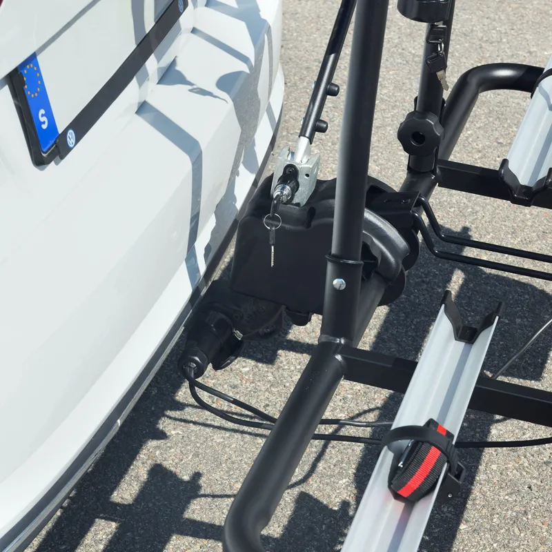 Cykelhållare bil för elcykel med lyse | 2 cyklar | Kapacitet 60kg - Sport & fritid - Bil & MC - Bil & MC tillbehör - Cykelhållare