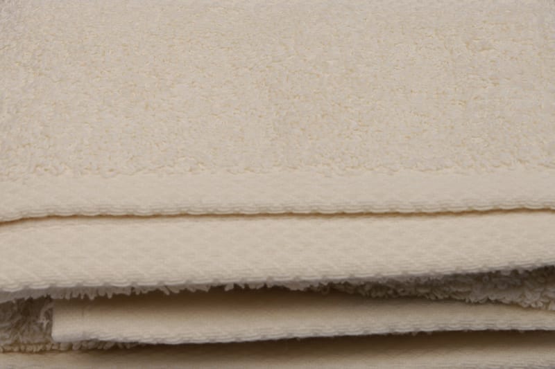 Hobby Handduk 50x90 cm - Creme - Textil & mattor - Badrumstextilier - Handduk
